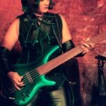 Mako (Bass)